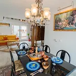 Suay Apartments